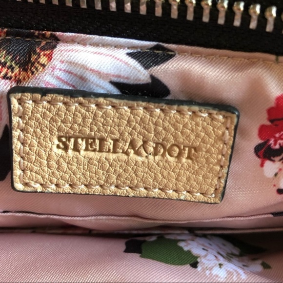 Stella & Dot | Eloise Blush+Black Fringe Clutch Retired - Picture 7 of 7